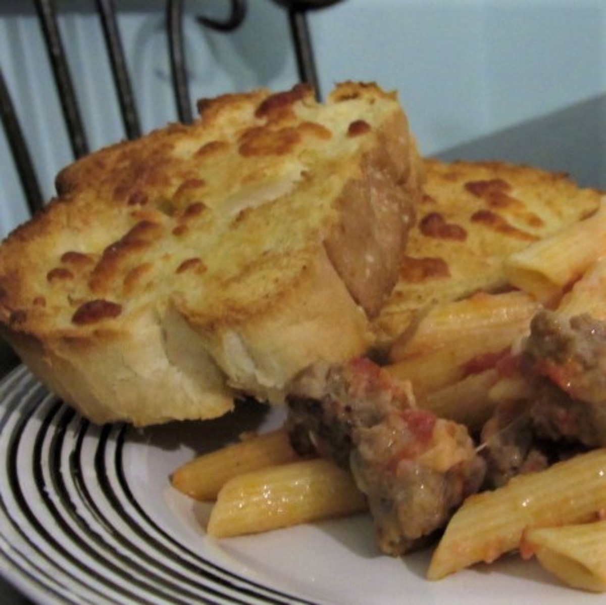 Beauty Parlor Garlic Bread